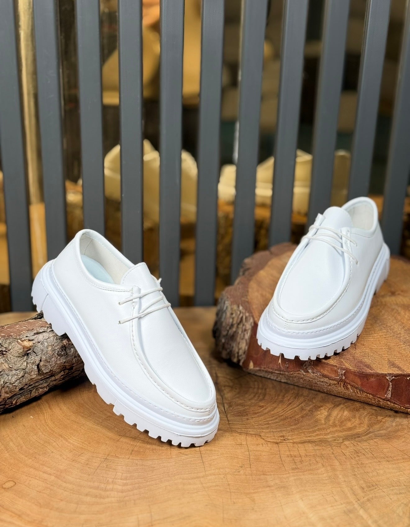 Zara Beyaz Deri Yüksek Taban CASUAL Model
