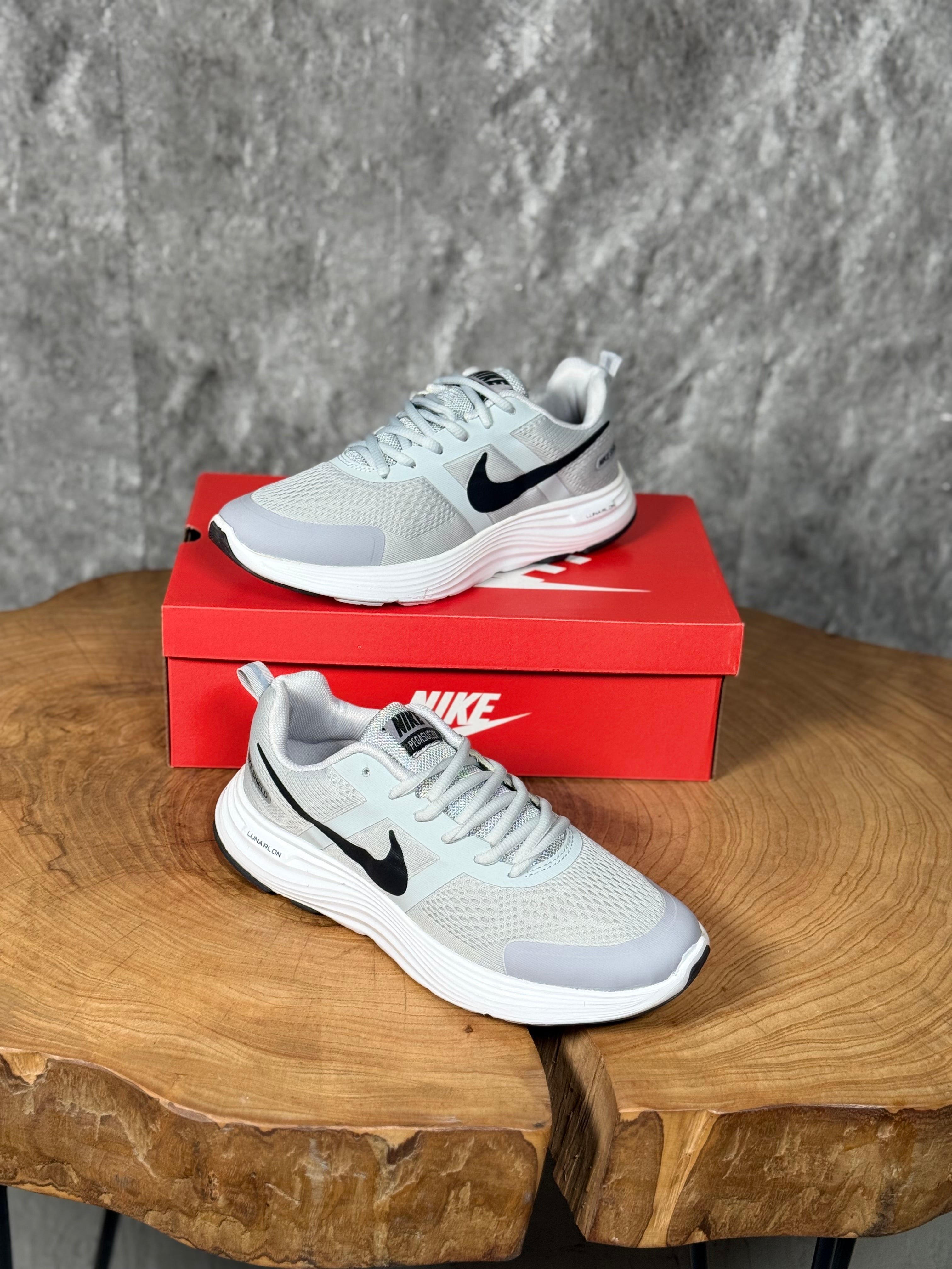 NIKE PEGASUS ZOOM YAZLIK MODELİ