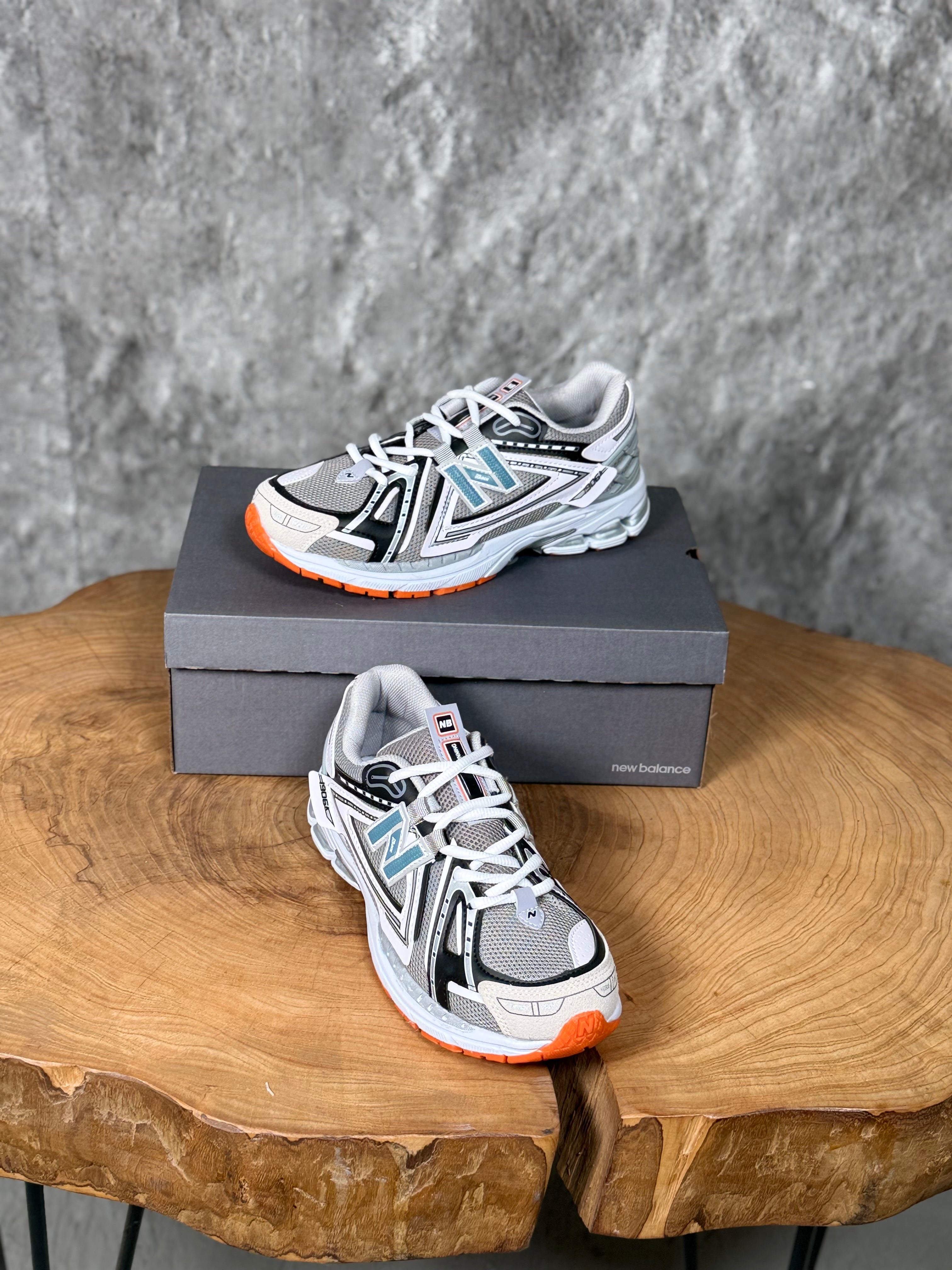 NEW BALANCE  İTHAL 1906 modeli