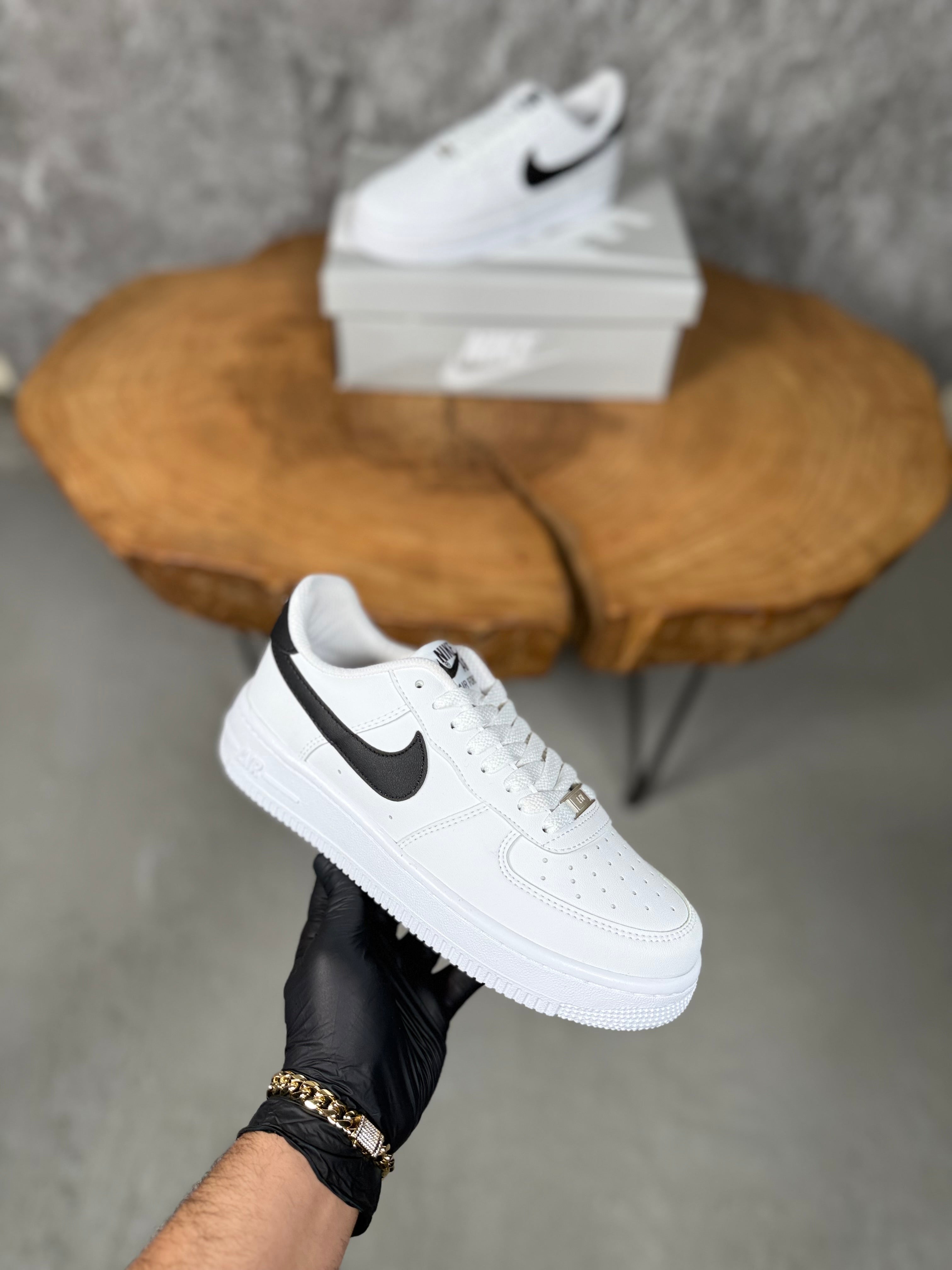 NIKE AIR FORCE MODELİ