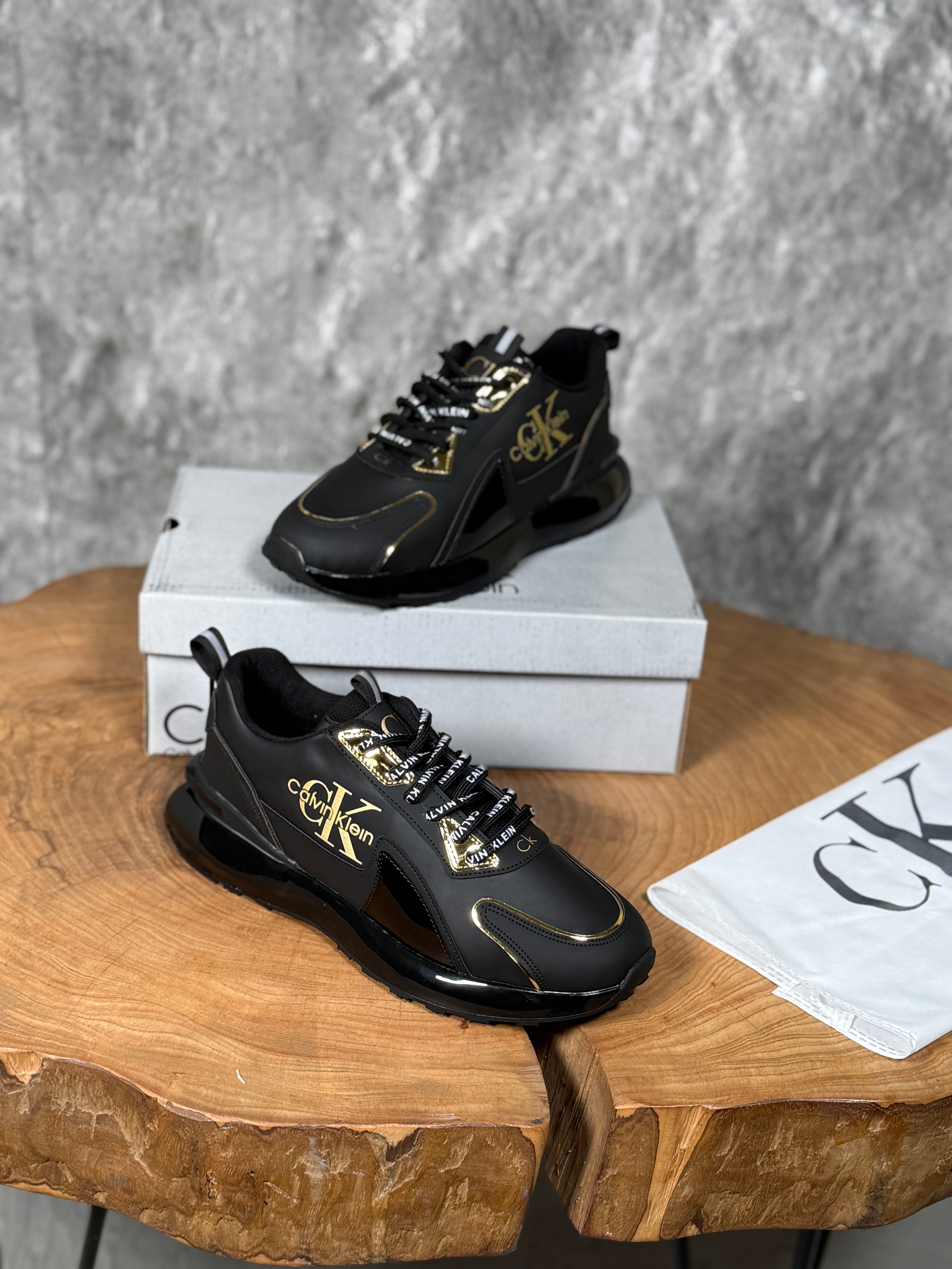 SPOR CASUAL CALVİN KLEİN MODEL