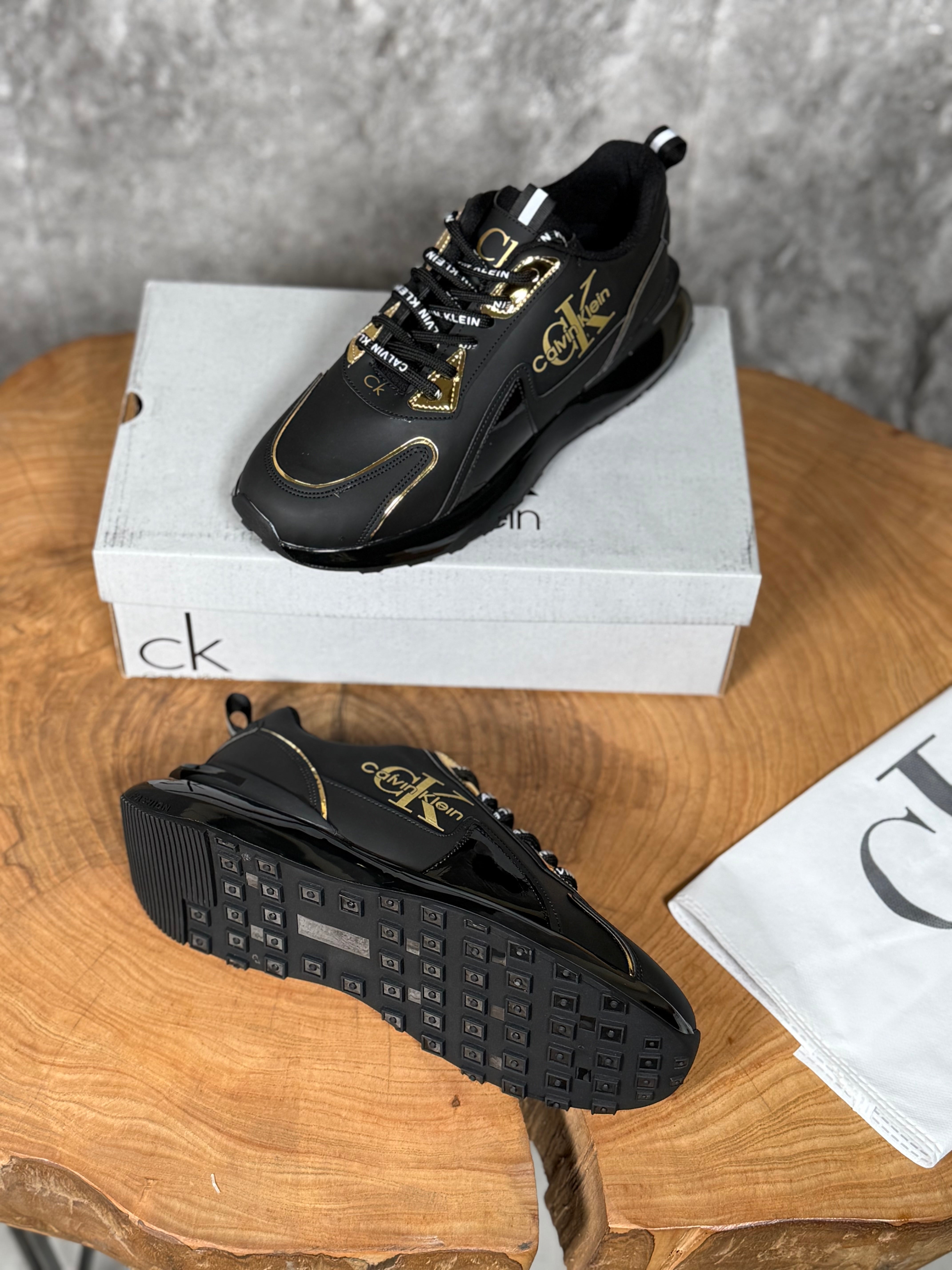 SPOR CASUAL CALVİN KLEİN MODEL