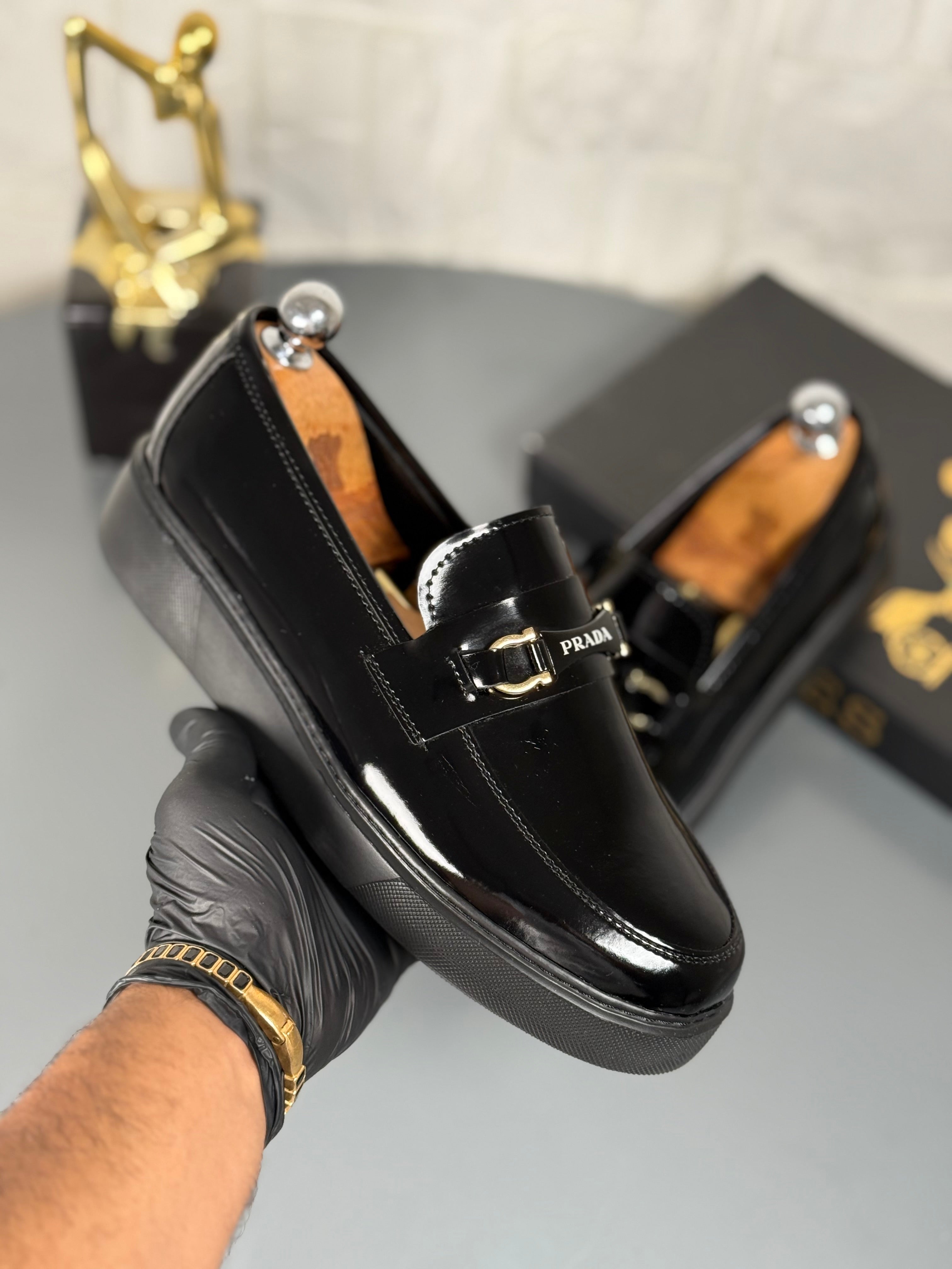 YENİ SEZON PRADA MAQUSEN MODEL