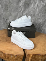 YENİ SEZON PRADA MODEL