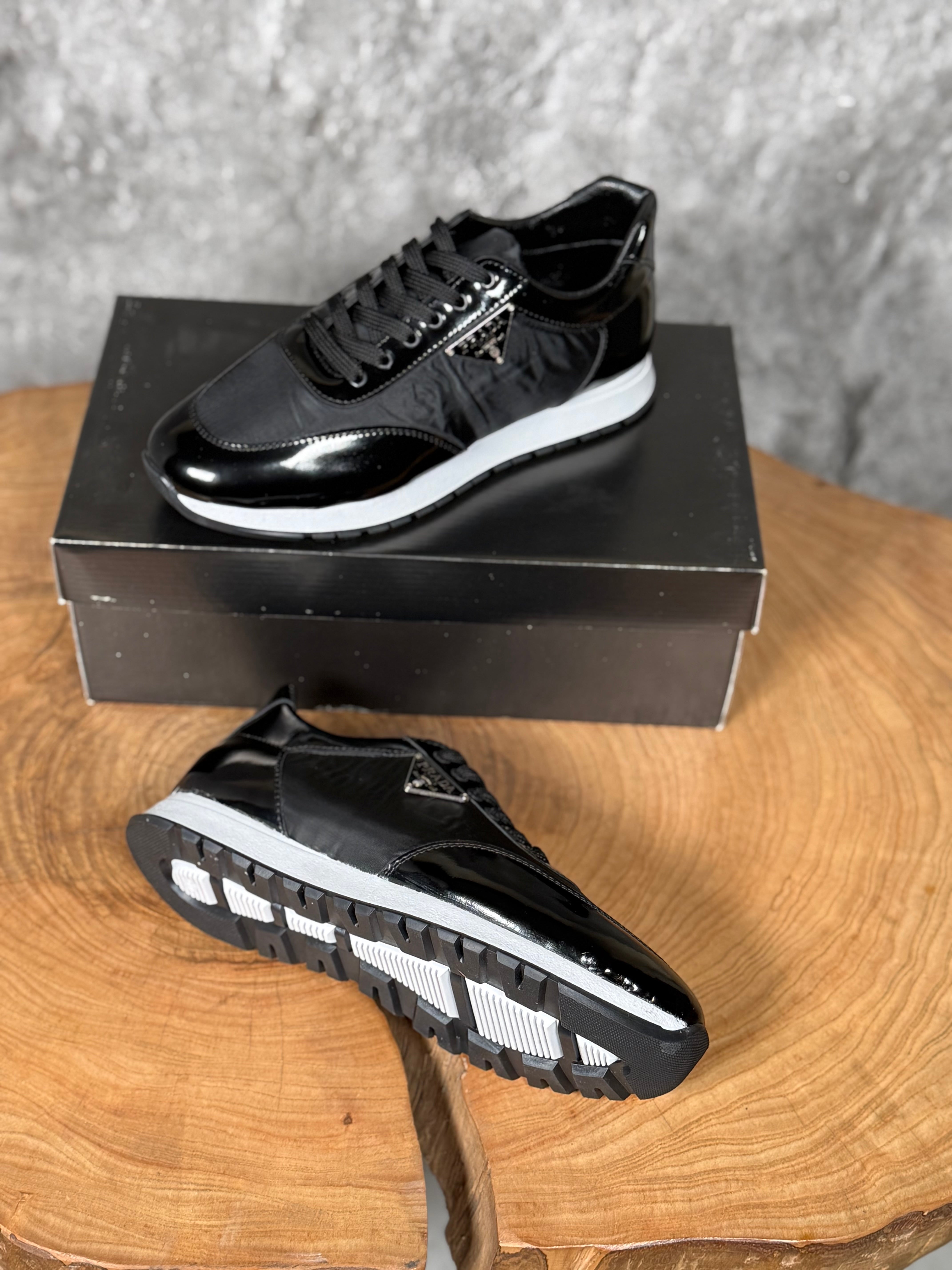 PRADA SPOR MODEL YENİ SEZON