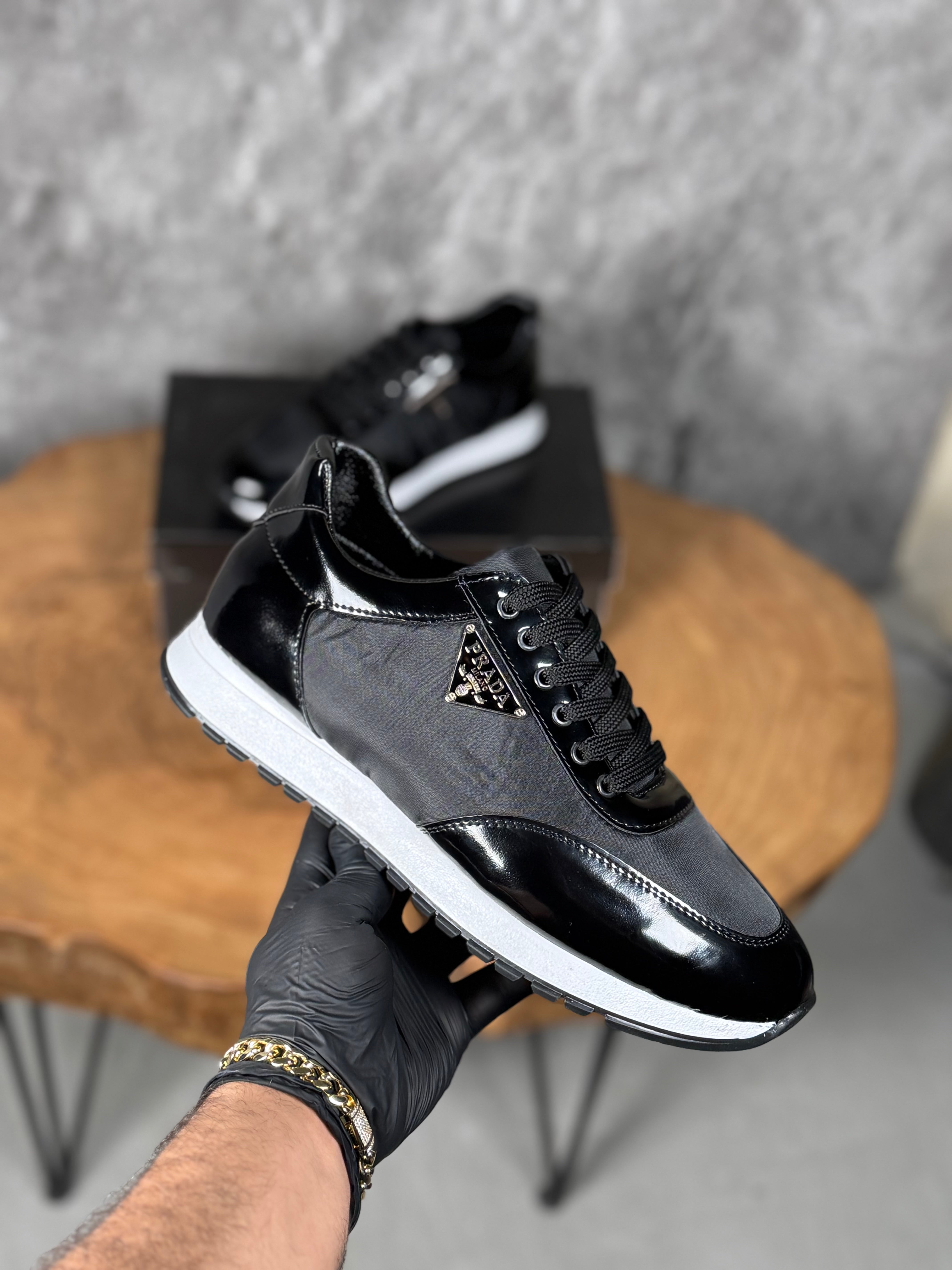 PRADA SPOR MODEL YENİ SEZON