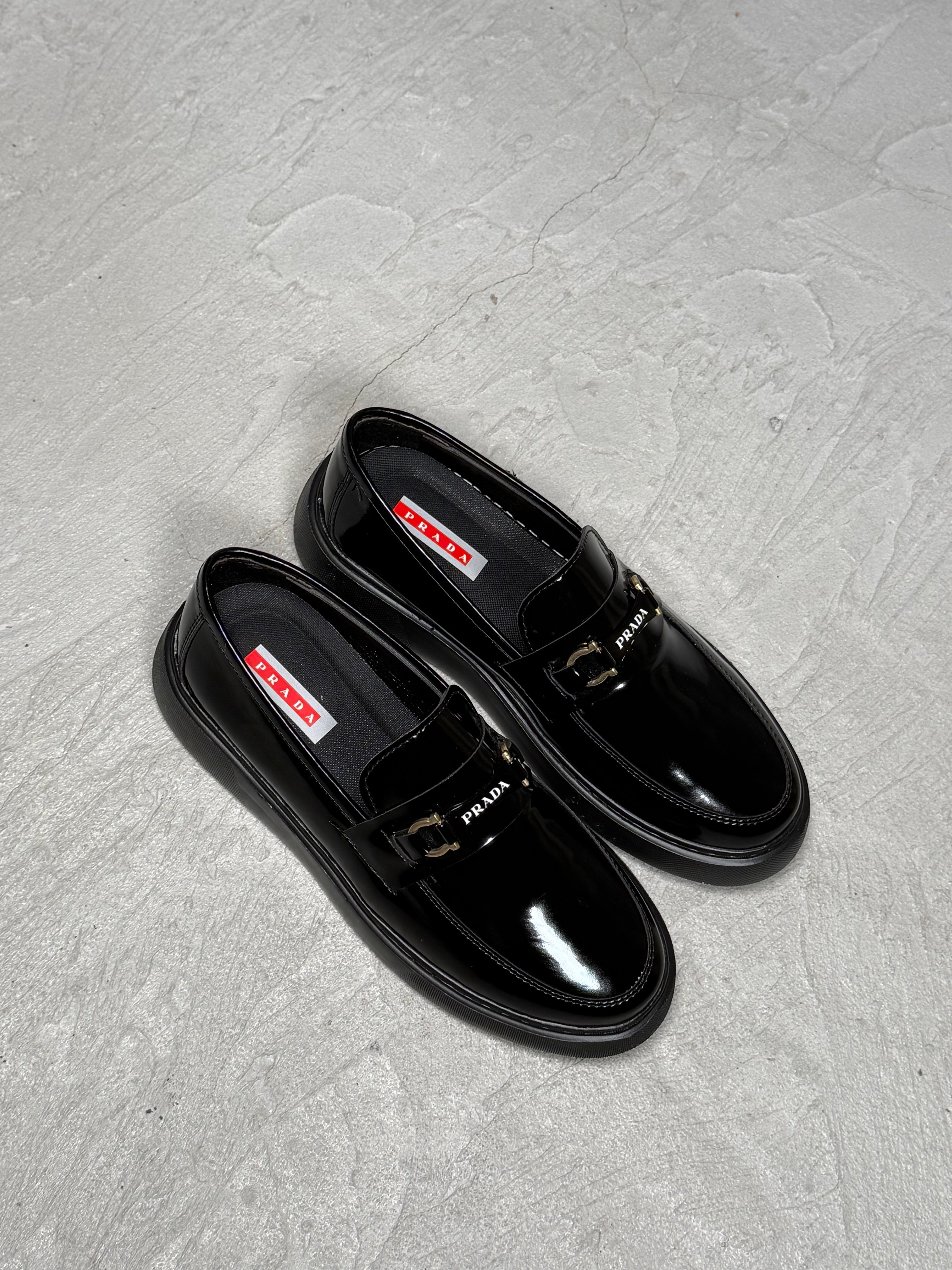 PRADA RUGAN LEOFER MODEL