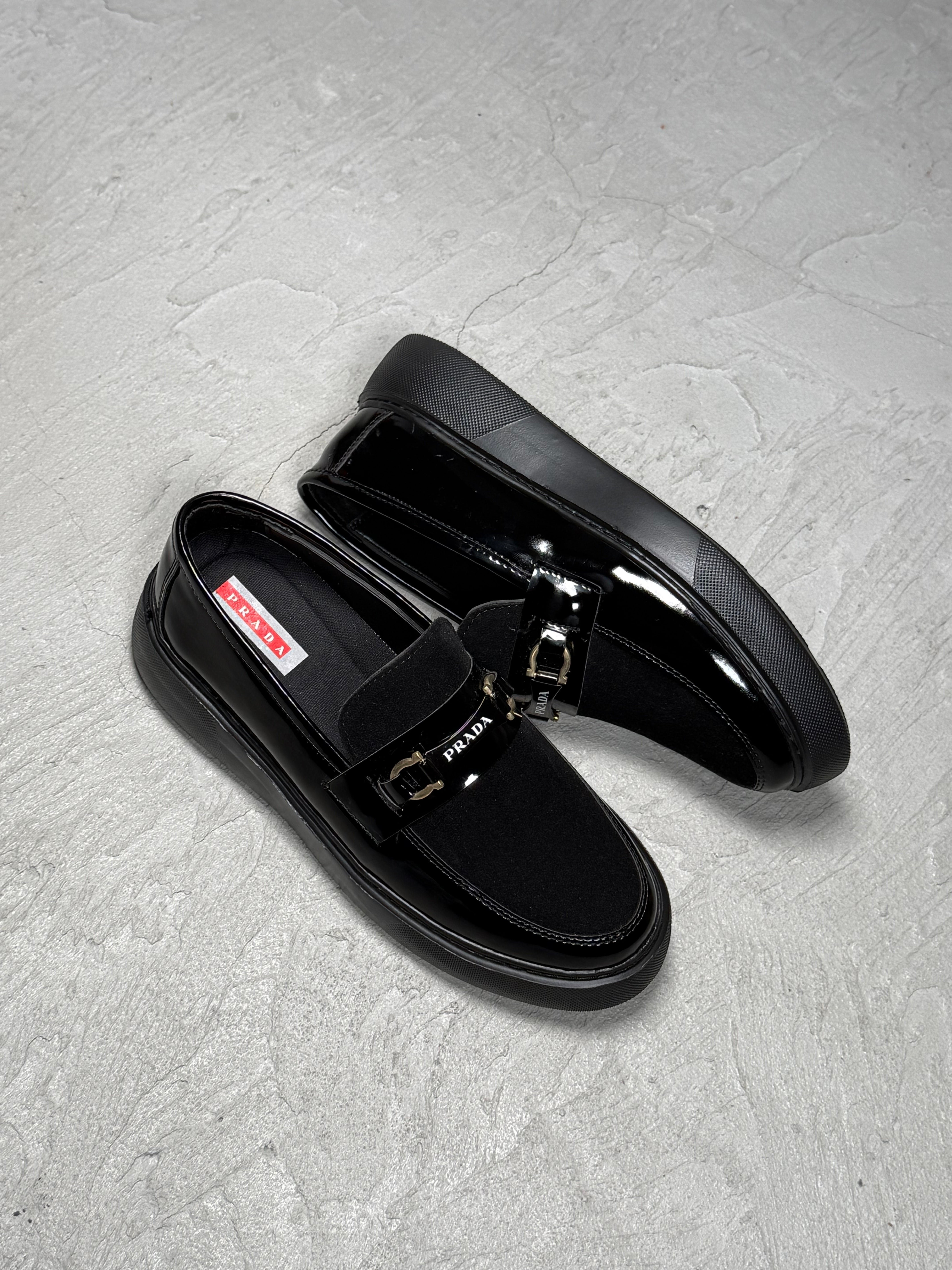 PRADA RUGANA-SÜET LEOFER CASUAL MODEL