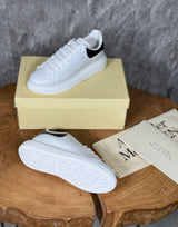 ALEXANDER MAQUEN MODEL