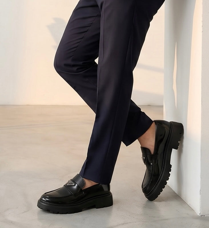 PRADA LUXRY MODEL